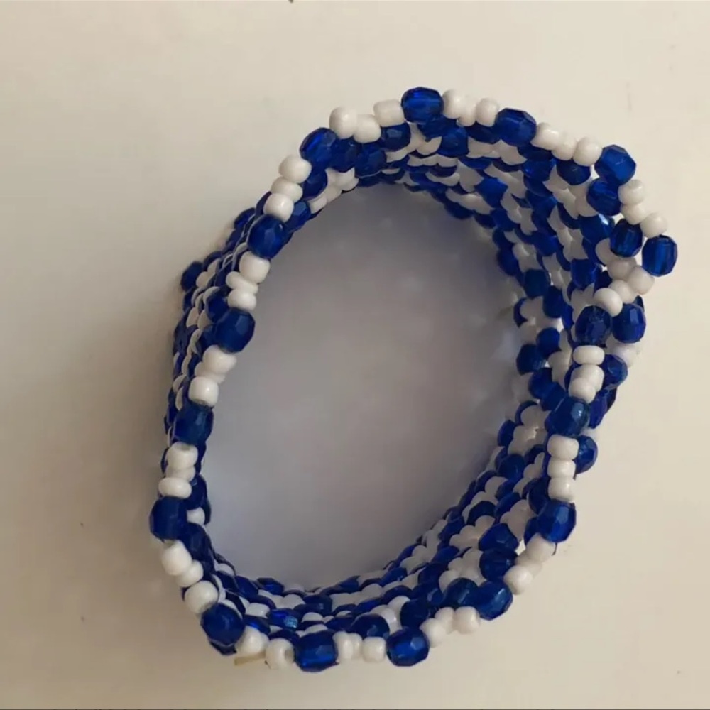 Y2K Sleeve Beaded Bracelet - Picture 5 of 5